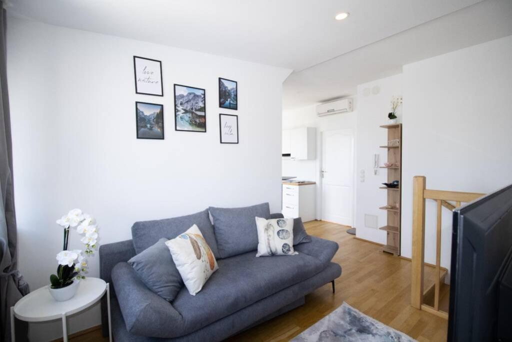 Appartement Sunny & Cozy Penthouse With Balcony L Dg4'14 à Vienne Extérieur photo